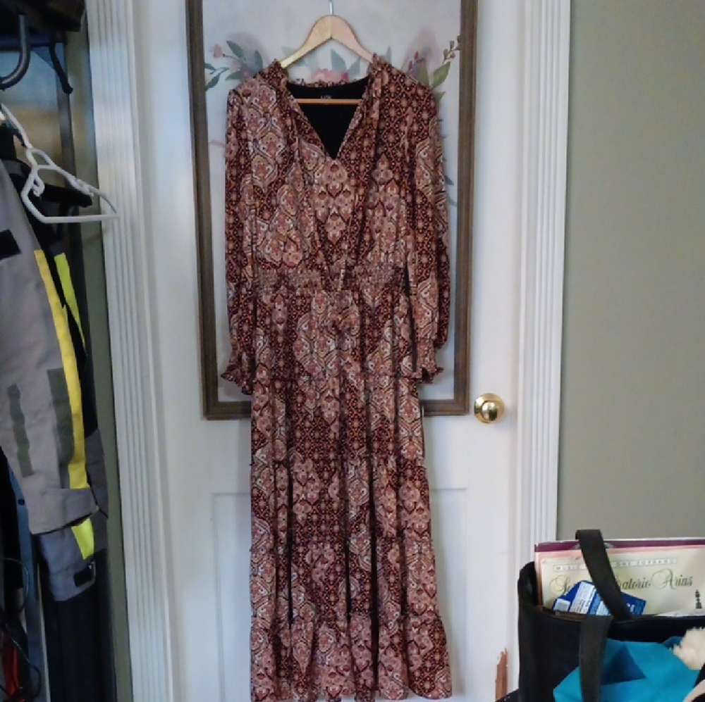 MSK Long Sleeve Mauve And Brown Paisley Dress